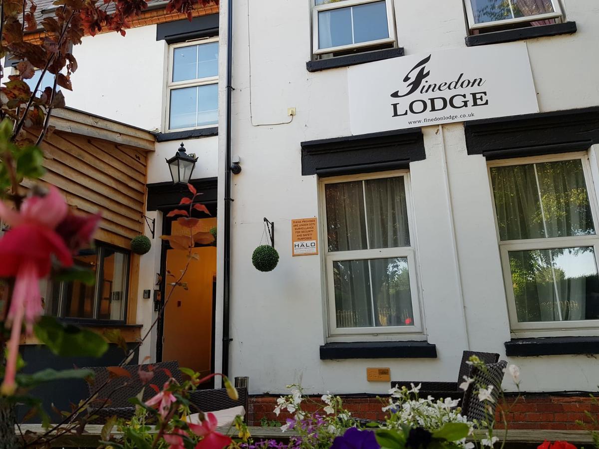 Finedon Lodge Веллингборо Экстерьер фото